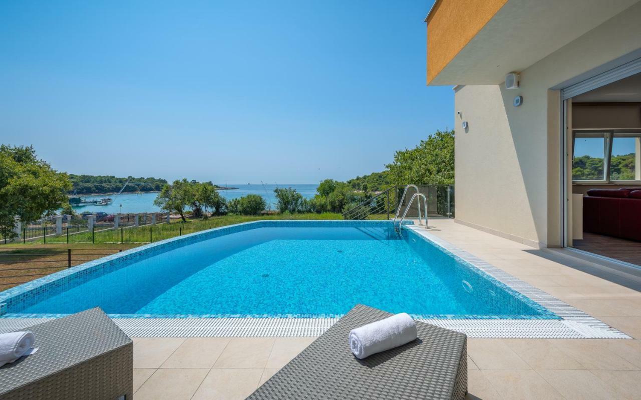 Villa Magnolija Pola Esterno foto